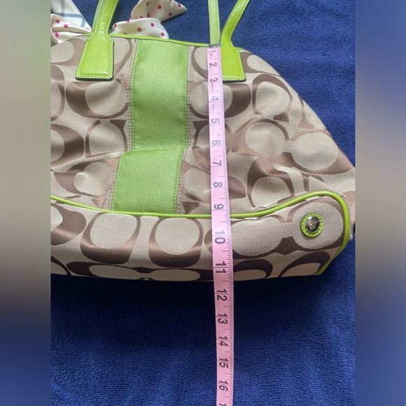 COACH.. Green bag/ purse with wallet and dust bag 3 for 1 - Picture 3 of 13